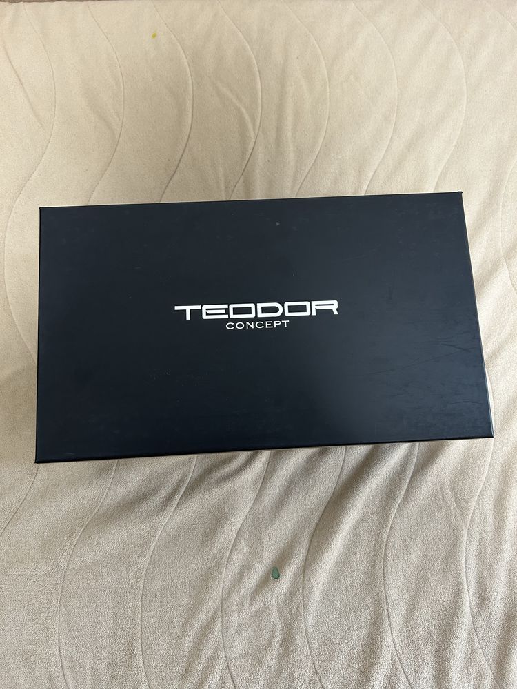 Бели кецове Teodor шагренирана кожа