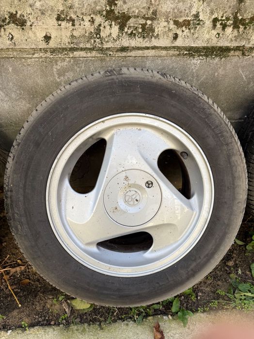 Vând jante+anvelope 185/65/R14