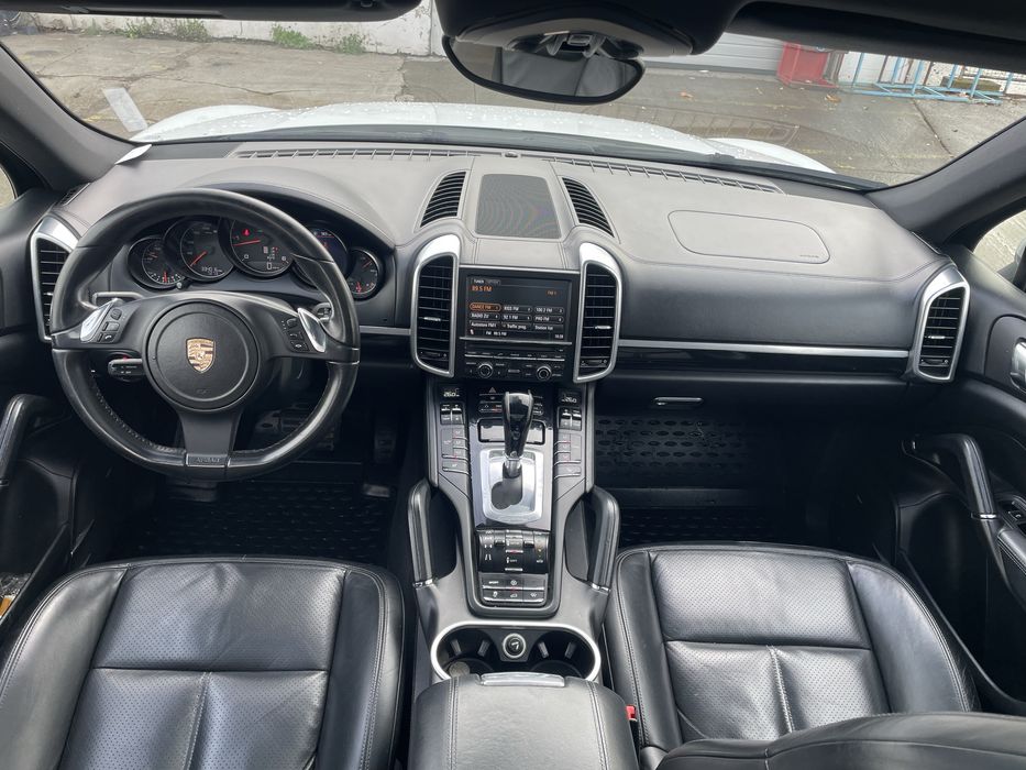 Porsche Cayenne 2012, 3.0tdi