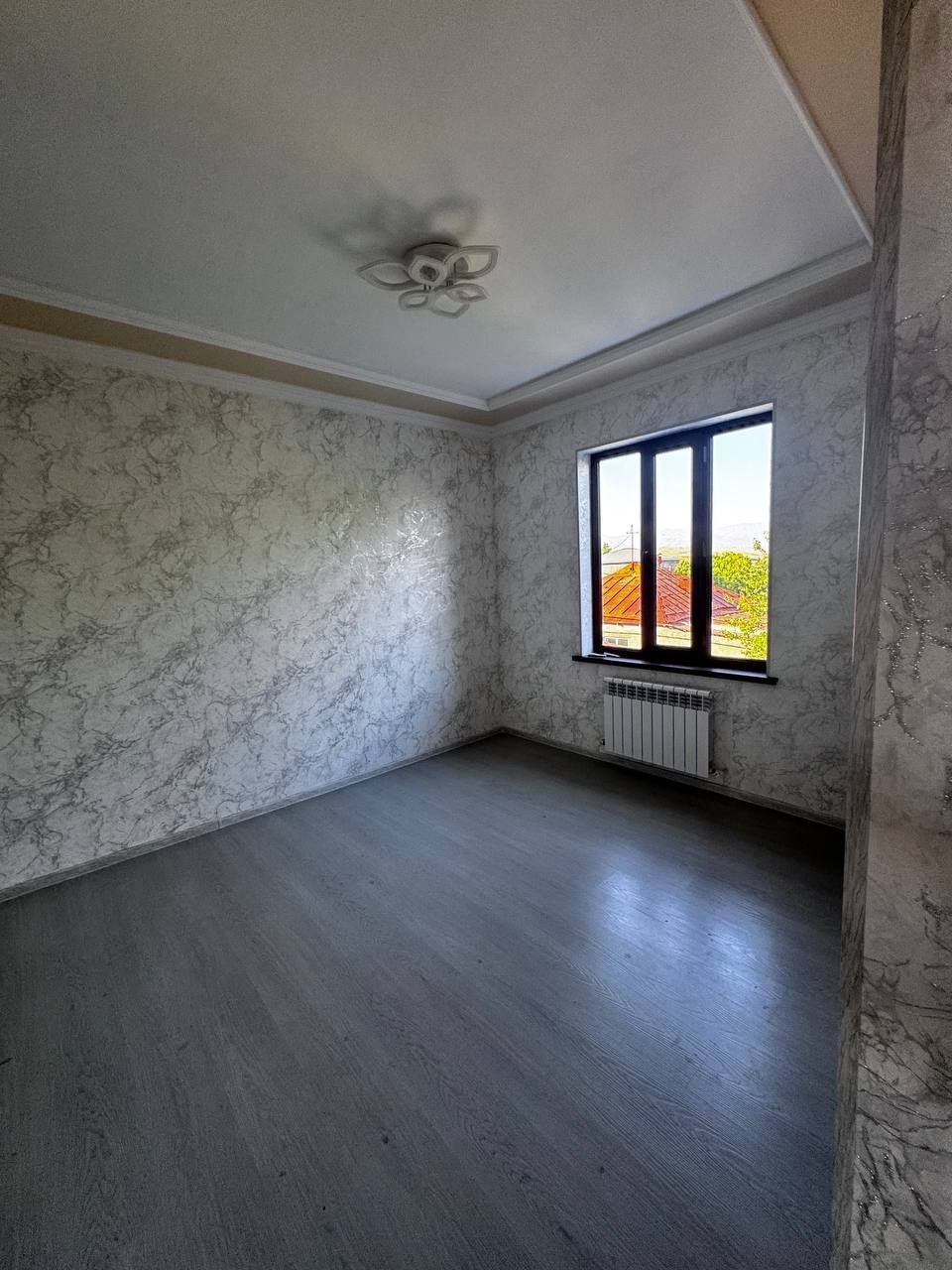 Srochna sotiladi xovli 2 Sutik 2 etaj 5 xona