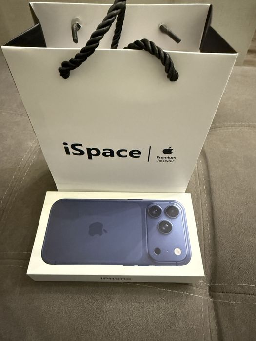 Iphone 17 Pro 256 Deep Blue с гарантией