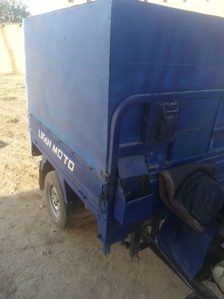Lifan motoskl Suruchni sotiladi