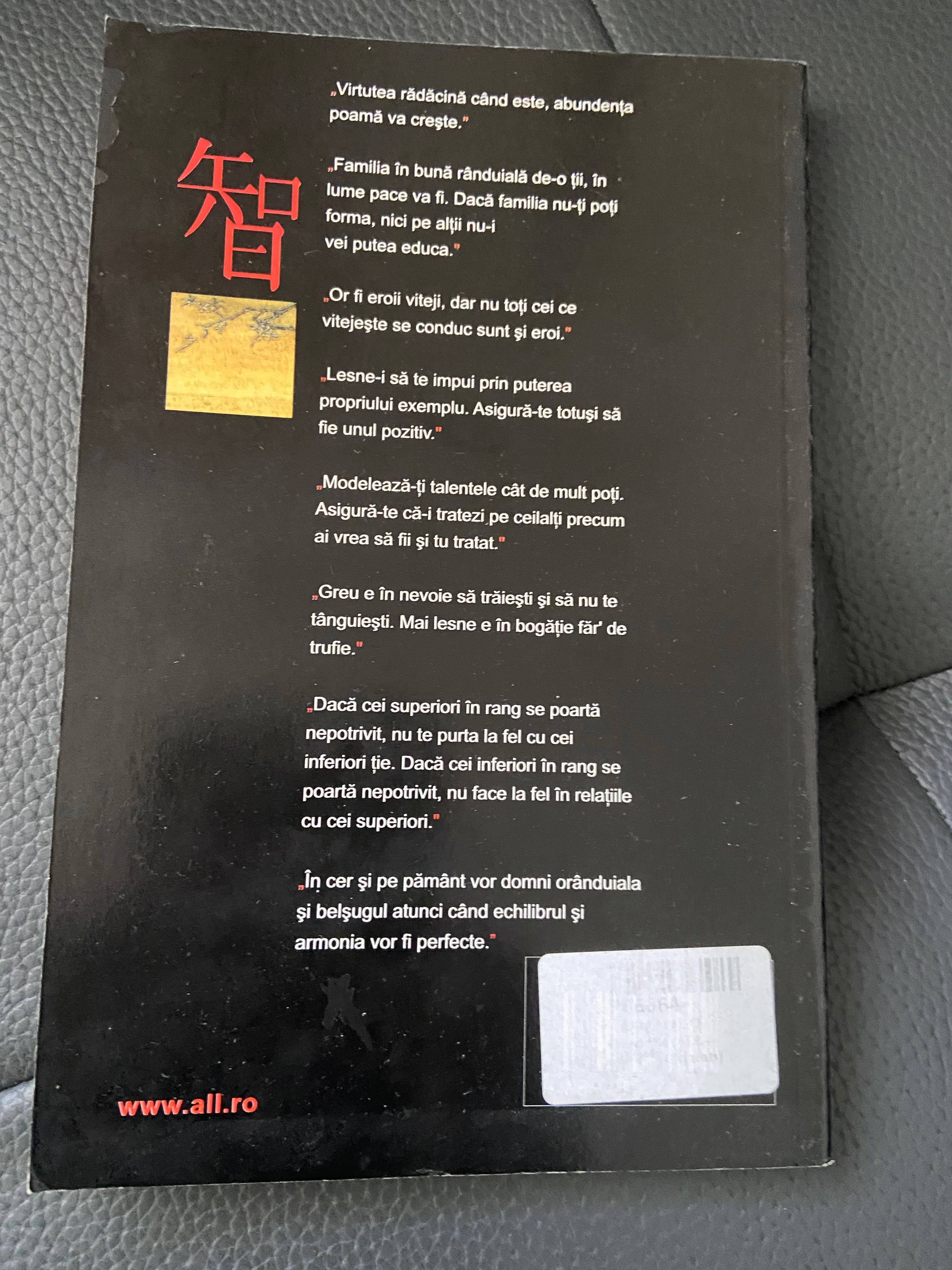 Carte “ Confucius , o biografie “ de Jonathan Clements