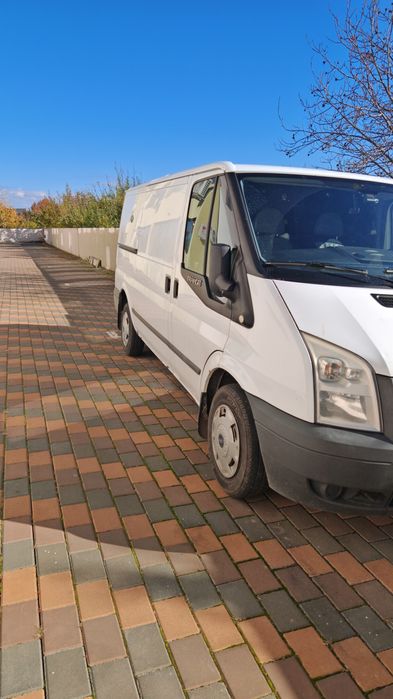 Transport marfa cu duba