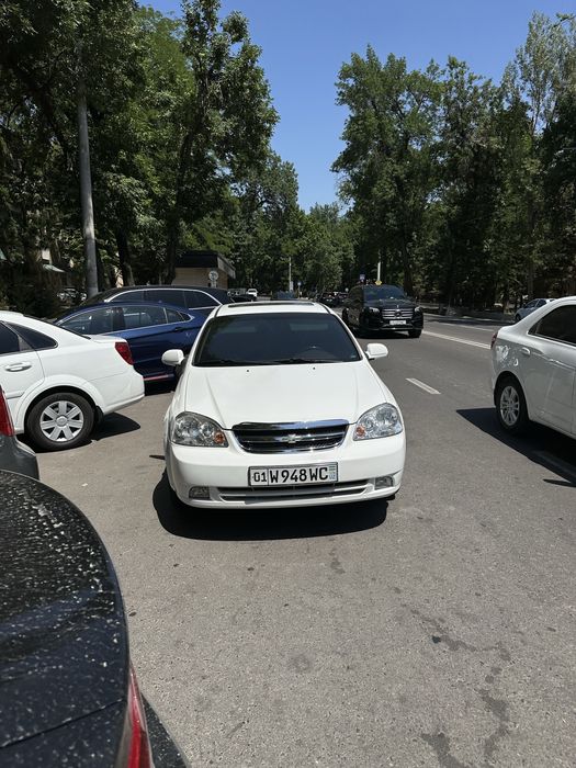 Lasseti 1.6 avtomat idealllll! kelishamz