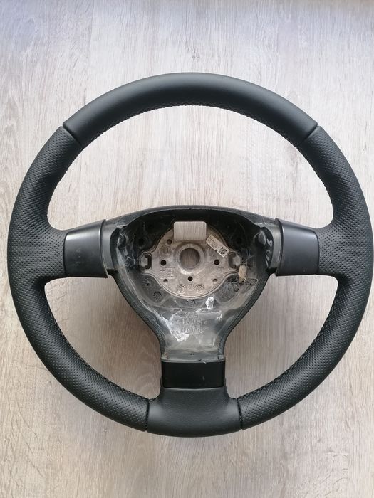 Volan  Golf 5 Passat B6 Jetta Touran Caddy  Tiguan