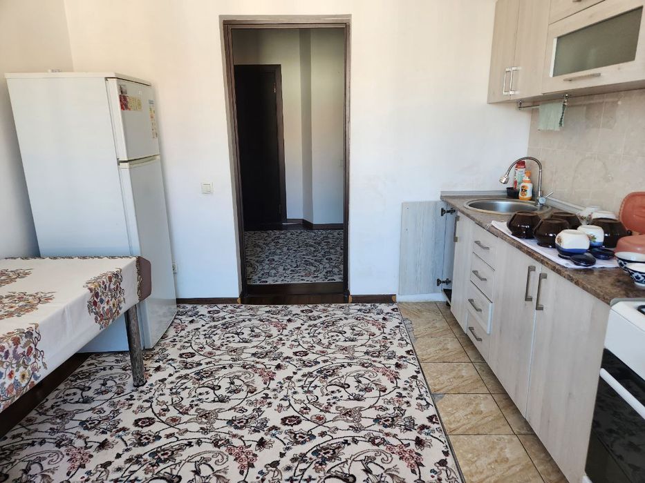 Срочно продается 3/5/5 в Яшнабадском районе на УзБум в  Обод макон