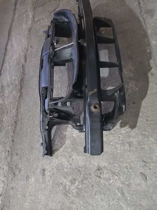 Trager față cadru față BMW E90 E91 e92 cu armătură