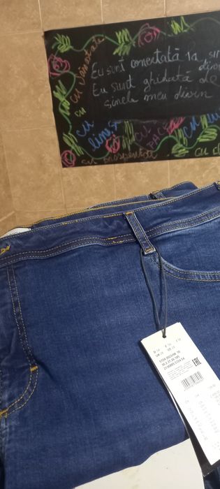 Blugi Slim pt femei pufoase