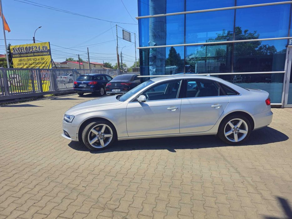 Audi A4   TFSI   an fabricatie 2013