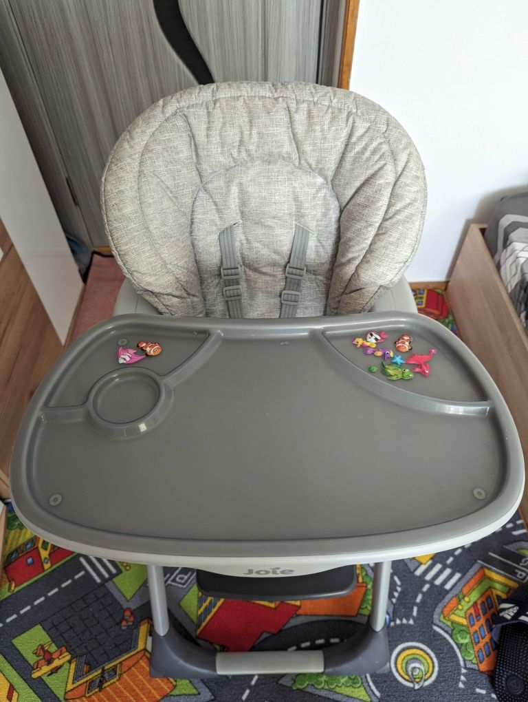 Scaun de masa pentru copil