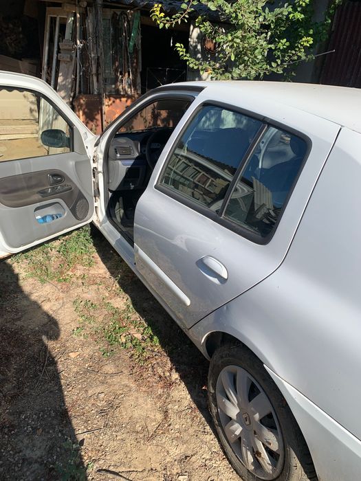 Renault Symbol 2007 1,4 benzină  1450 euro