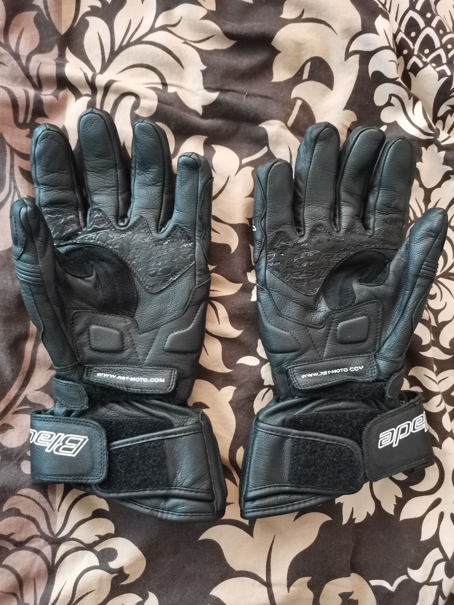 Кожени Ръкавици за мотор RST Blade Carbon, 2 вида