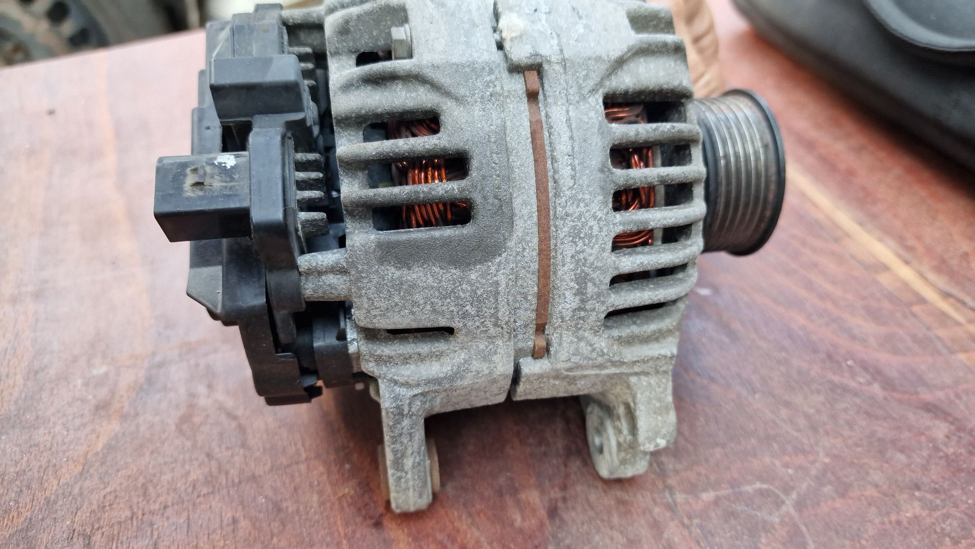 Alternator bora  golf 4 octavia 1 1.4 1.6 1.6 fsi