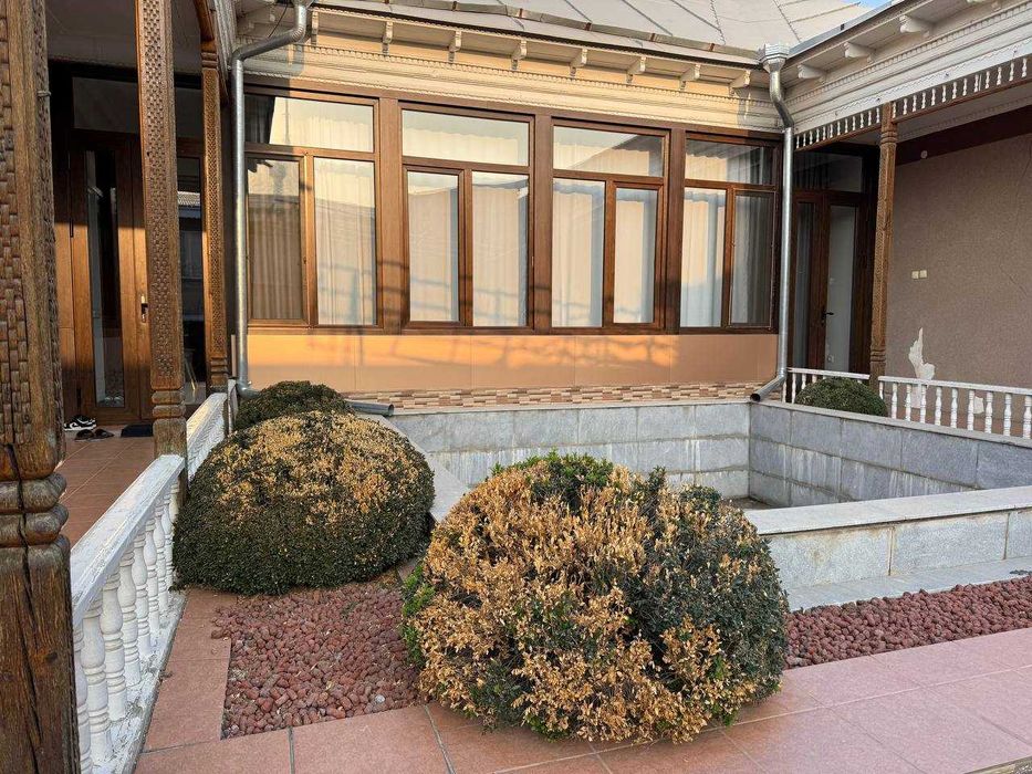 Угловой ховли, 6 соток, мулжал метро. Шахристан, фасад 33×18