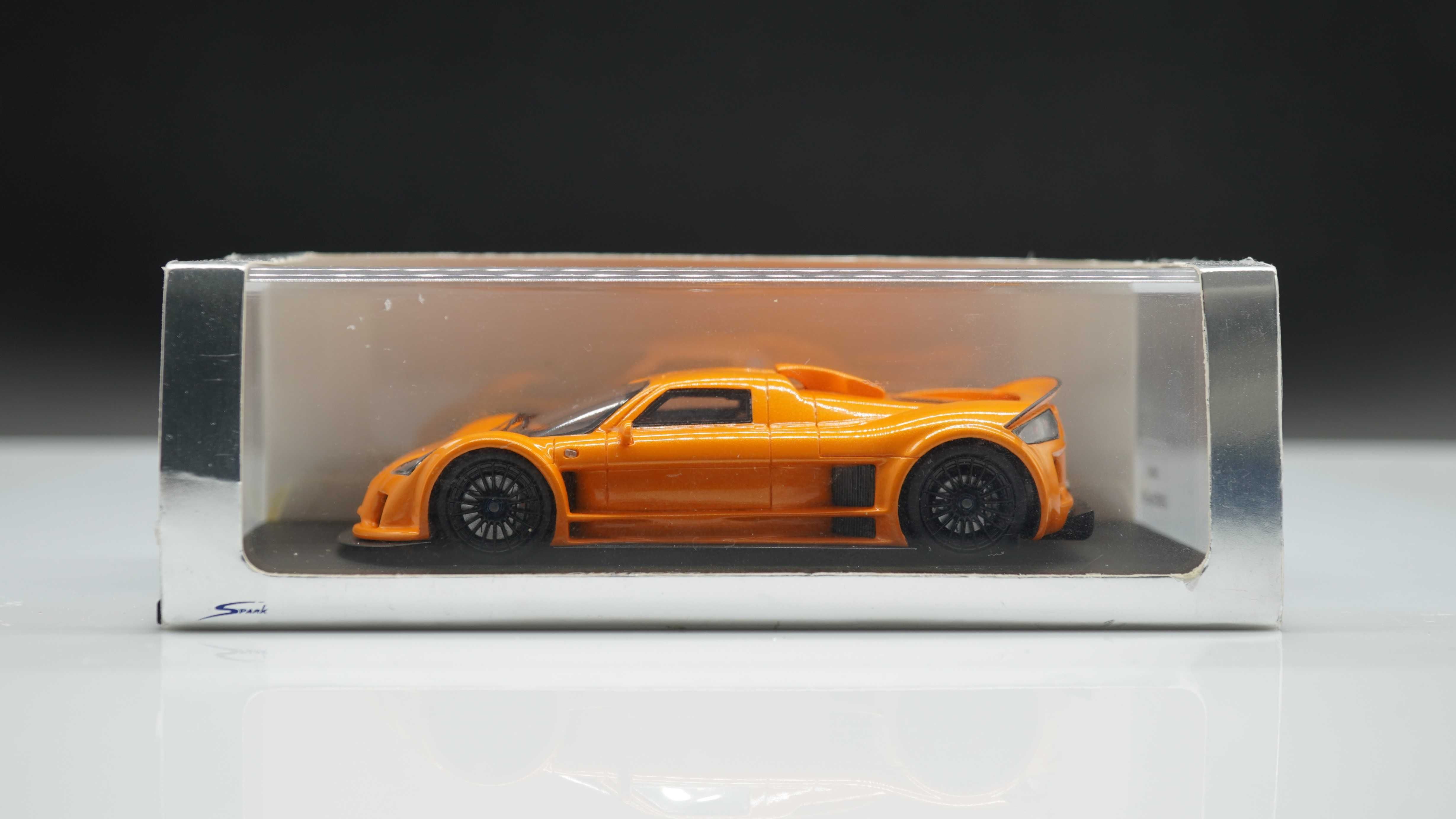 2006 Gumpert Apollo - Spark 1/43