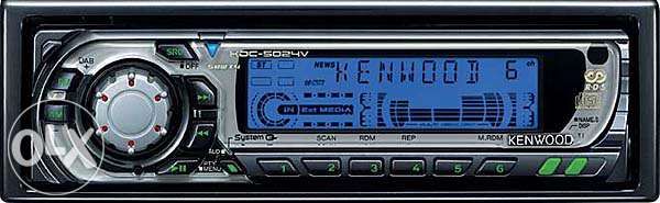 Radio CD Original KENWOOD 50w x 4 Pret NEGOCIABIL