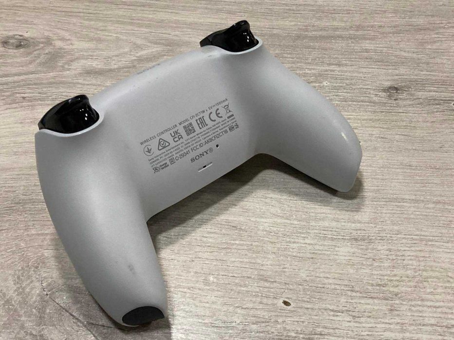 Playstation 5 Dualsense контролер
