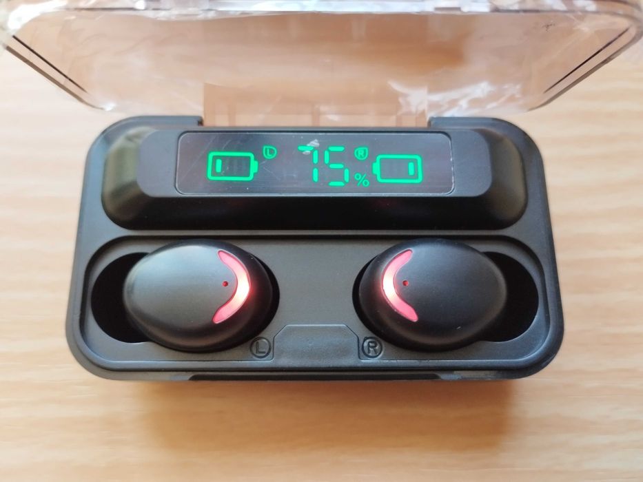 Нови безжични слушалки + power bank