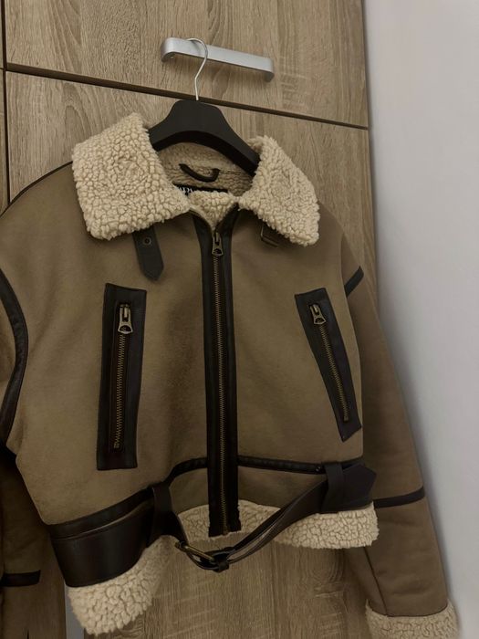 Късо двулицево яке ZARA