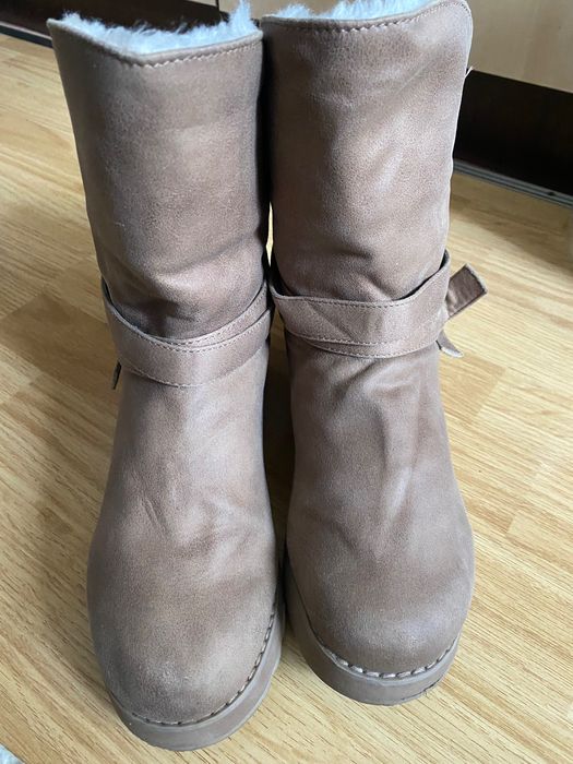 Cizme skechers  iarna