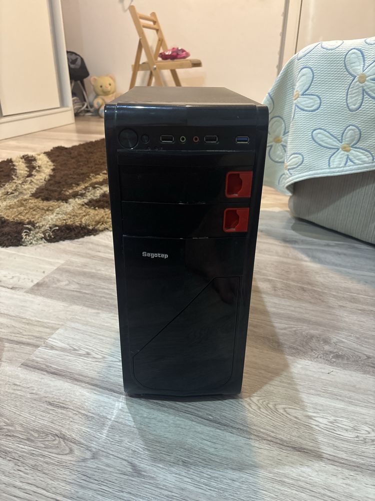 pc trebuie dus la reparat se aprinde dar nu face contact cu monitoru