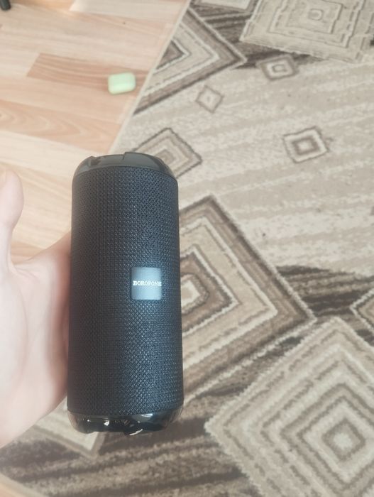 Продам колонку Borofone