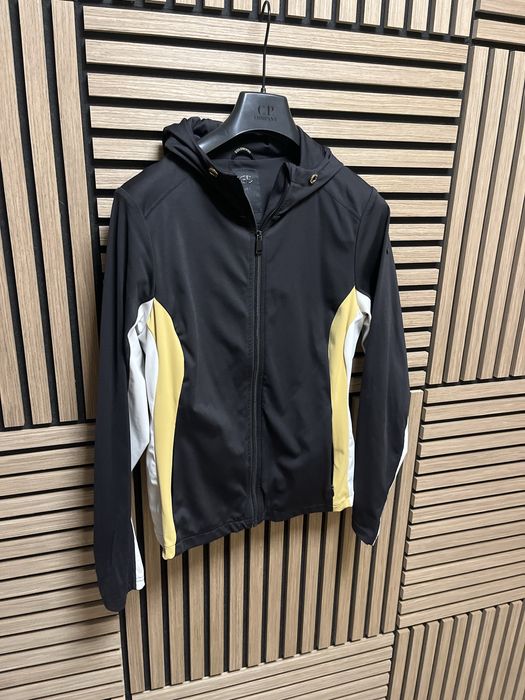 GOLDBERGH : Ziva Hooded Jacket - размер М /  Оригинал