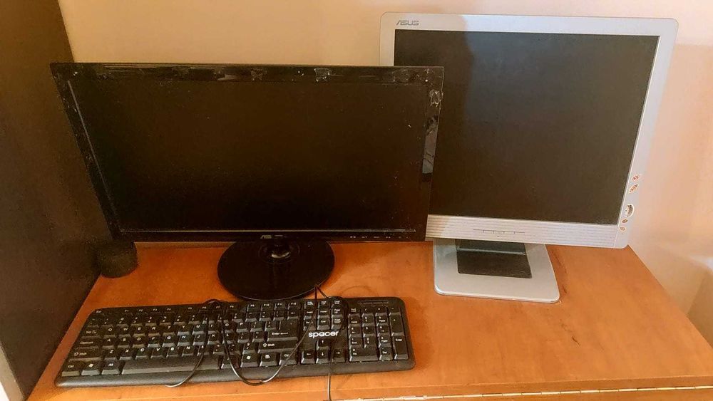 2 bucati monitor Asus second hand