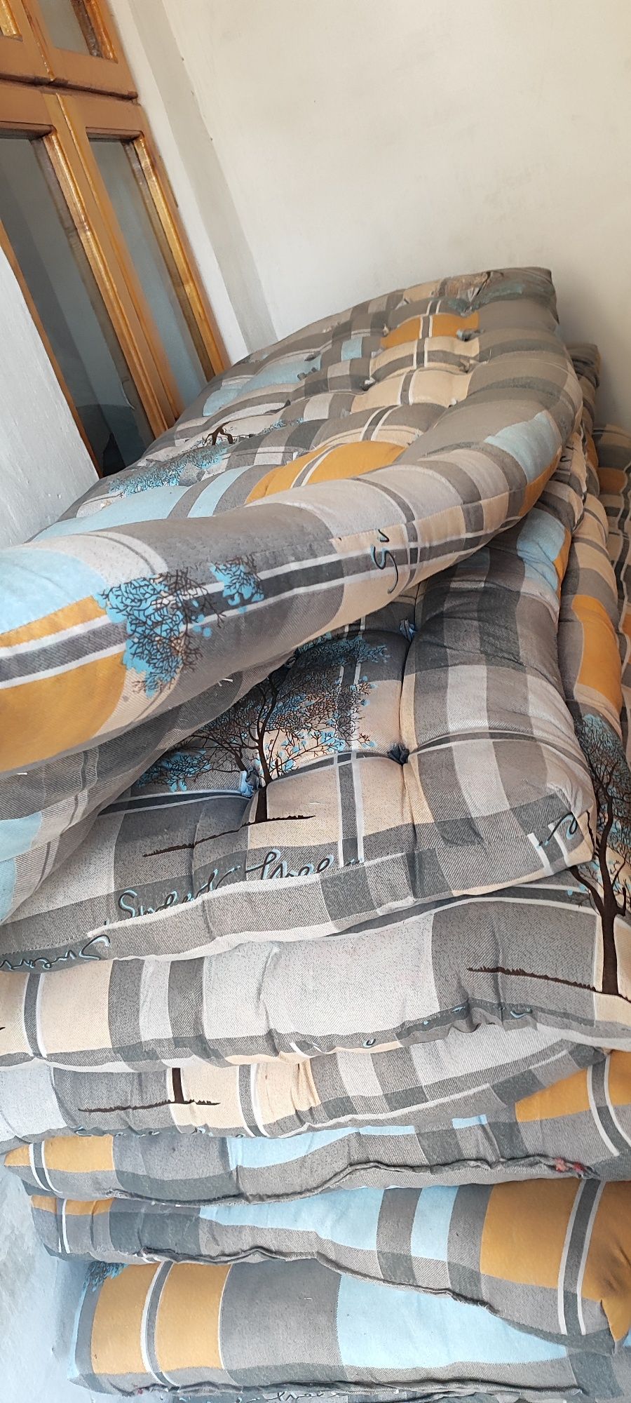 Matras o'rin urin ko'rpa ko'rpacha yostiq komplekt