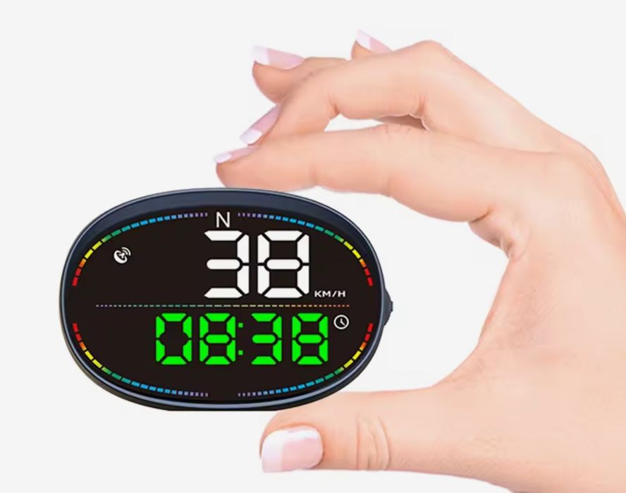 Километраж / скоростомер + USB универсално зарядно