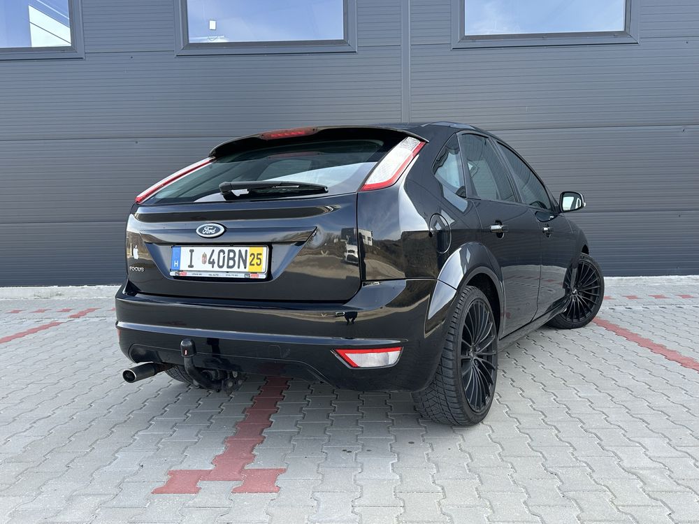 Ford focus 1.6 benzina
