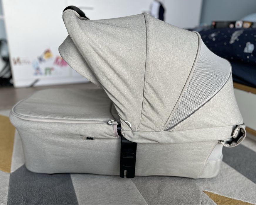 Кош за новородено Jane Sweet carrycot