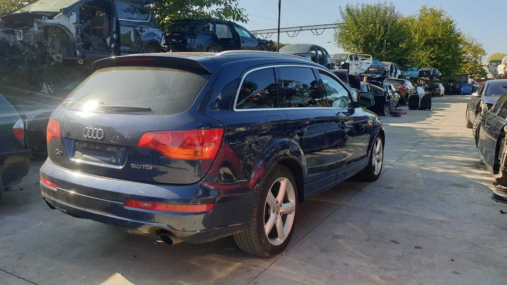 Dezmembrez Audi Q7 3.0 TDi cod motor BUG an 2006
