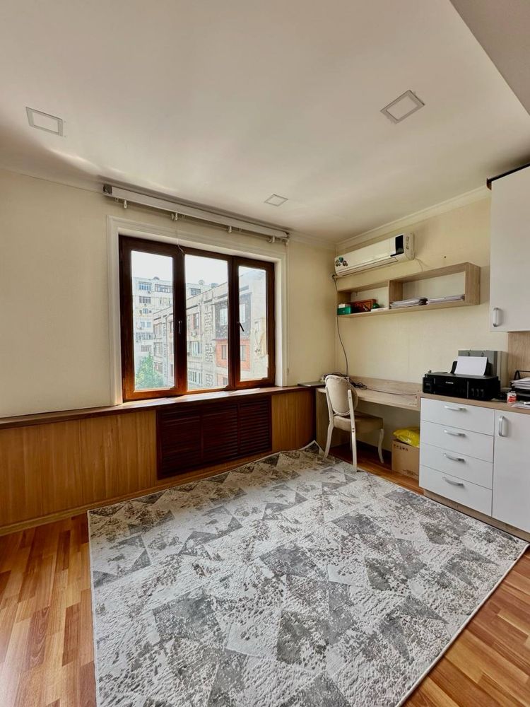 Срочно Продается Квартира 2/4/5 59м2 на ул. Садыка Азимова
