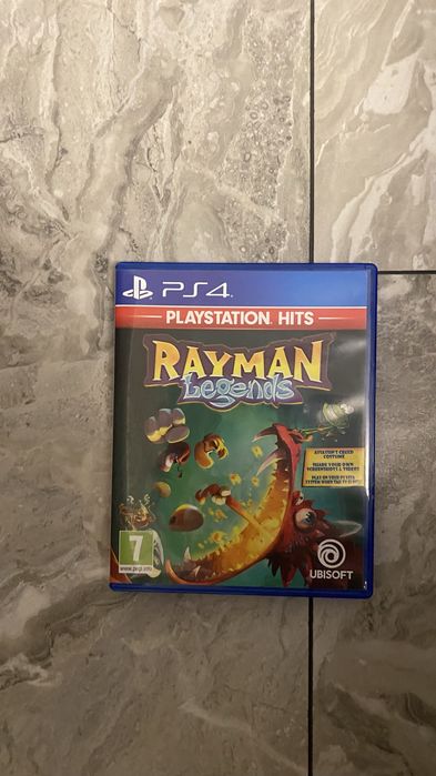 Vand ps4 vatianta fat + jocuri. Predare personala in Carligele jud. Vn