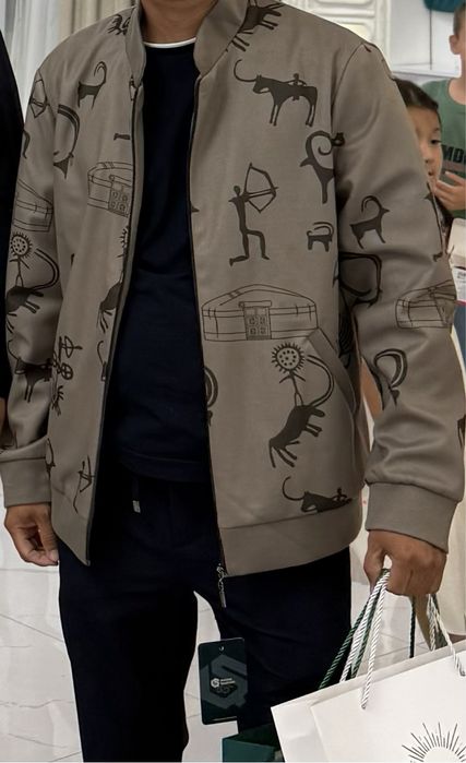 Бомбер қазақ шапаны