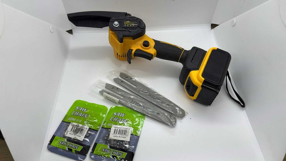 Mini Drujba Fierastrau ,6inch - cu 2 Lant, 2 Lame,1ACC si Incarcator