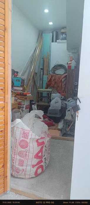 Коттедж в Мирабадском р-не, общий двор