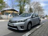 Toyota  corolla  .
