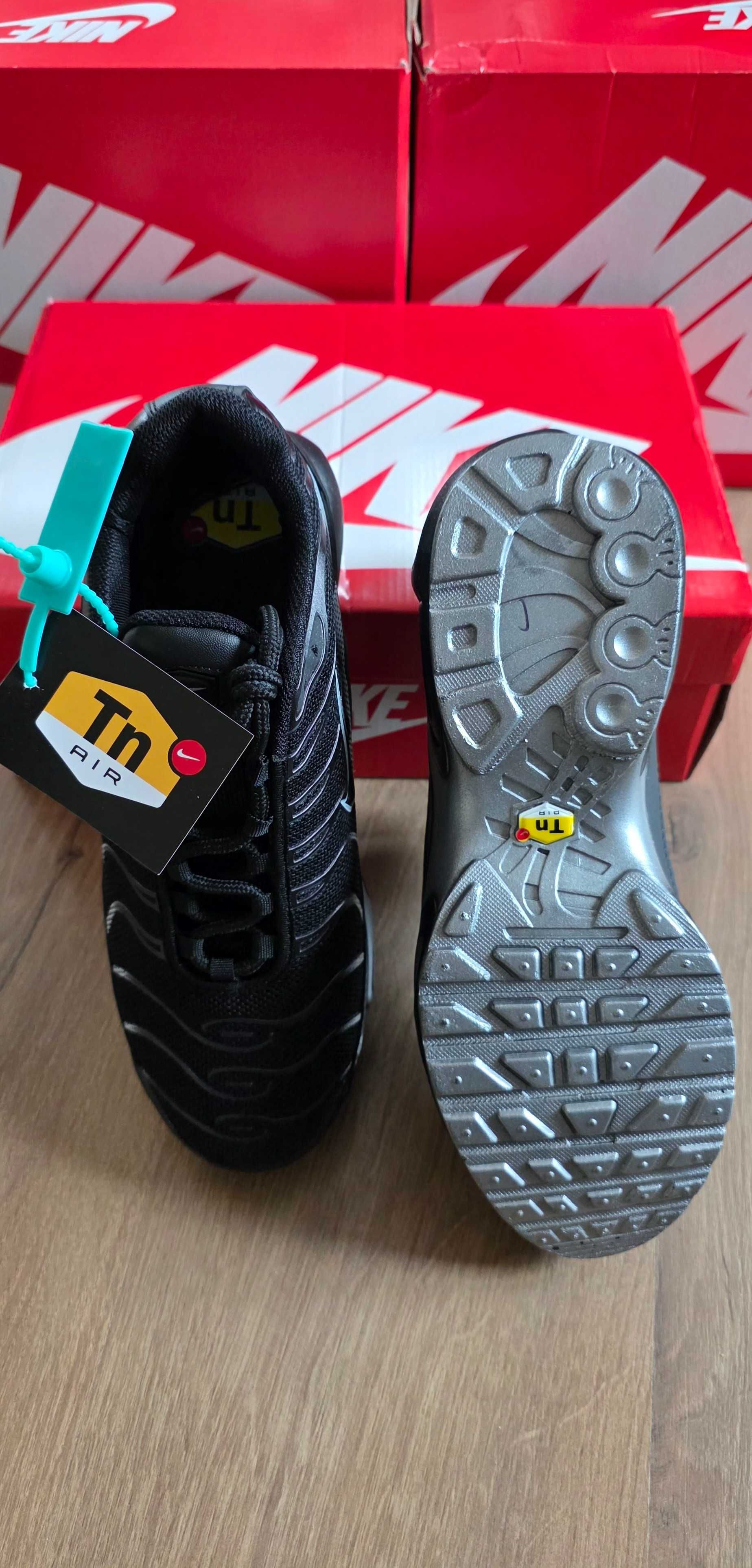 Маратонки нови Nike Air Max Tn pluse