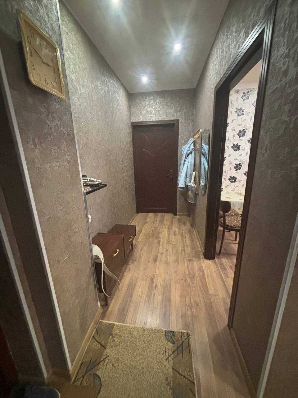 Срочно!  2/2/5 кирпичный М.Улугбекский район, ор. Буз-2 (НБ)