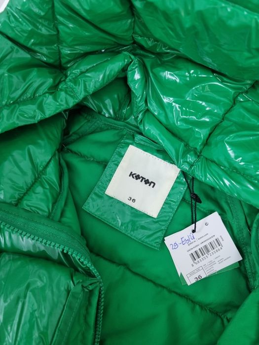 Vand geaca noua, cu eticheta,  dama Marca Koton, marime 36