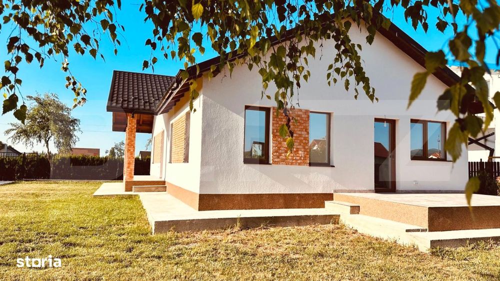 Casa cocheta de vanzare, cu 3 camere, zona Lunca Cetatuii