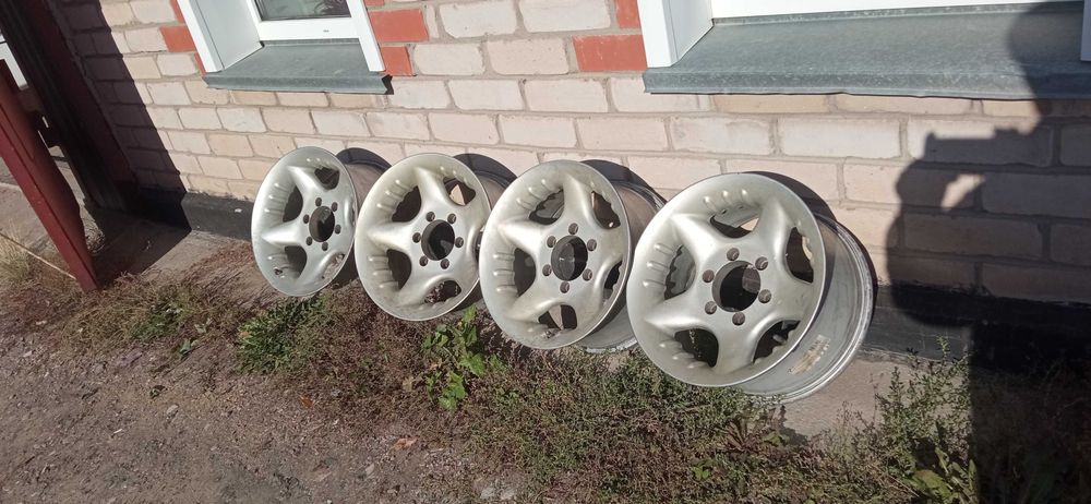 Литые диски с разболтовкой 139.7 х 6