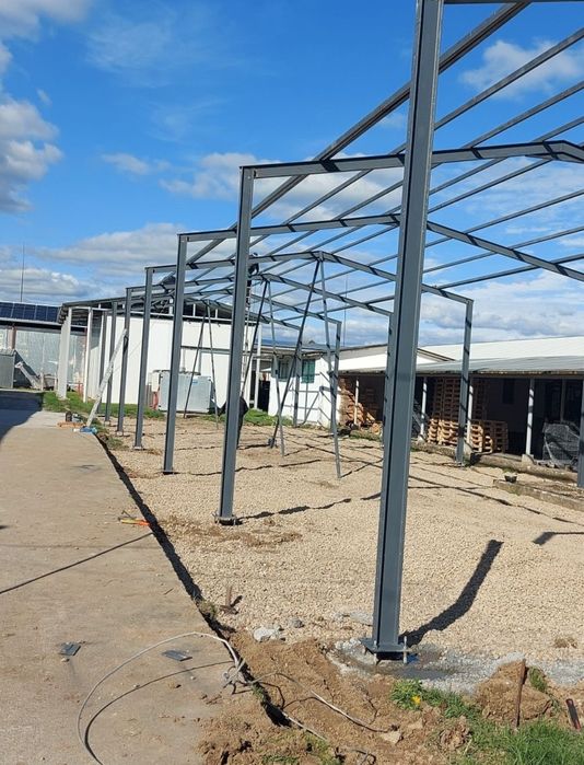 Vând hala metalica de  140 mp din profil IPE140 completa cu teava
Stru