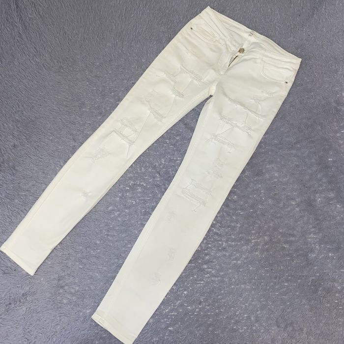 Летние белые джинсы