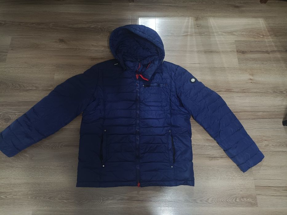 Мужской фирменный пуховик