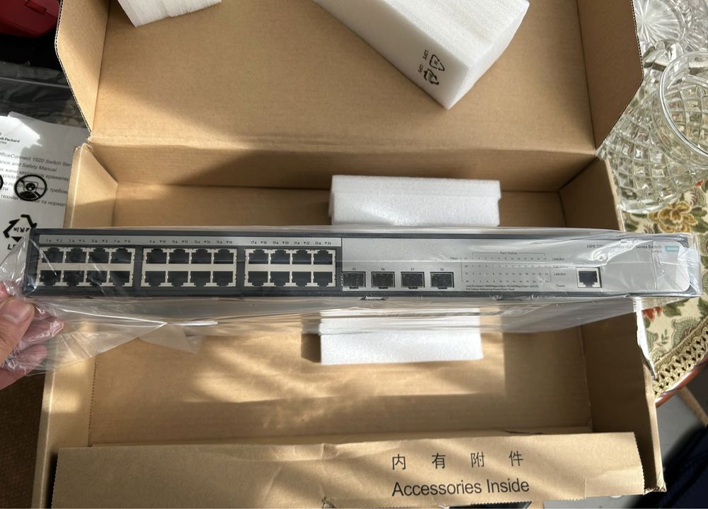 Switch retea HPE 1920 24G PoE + 180w