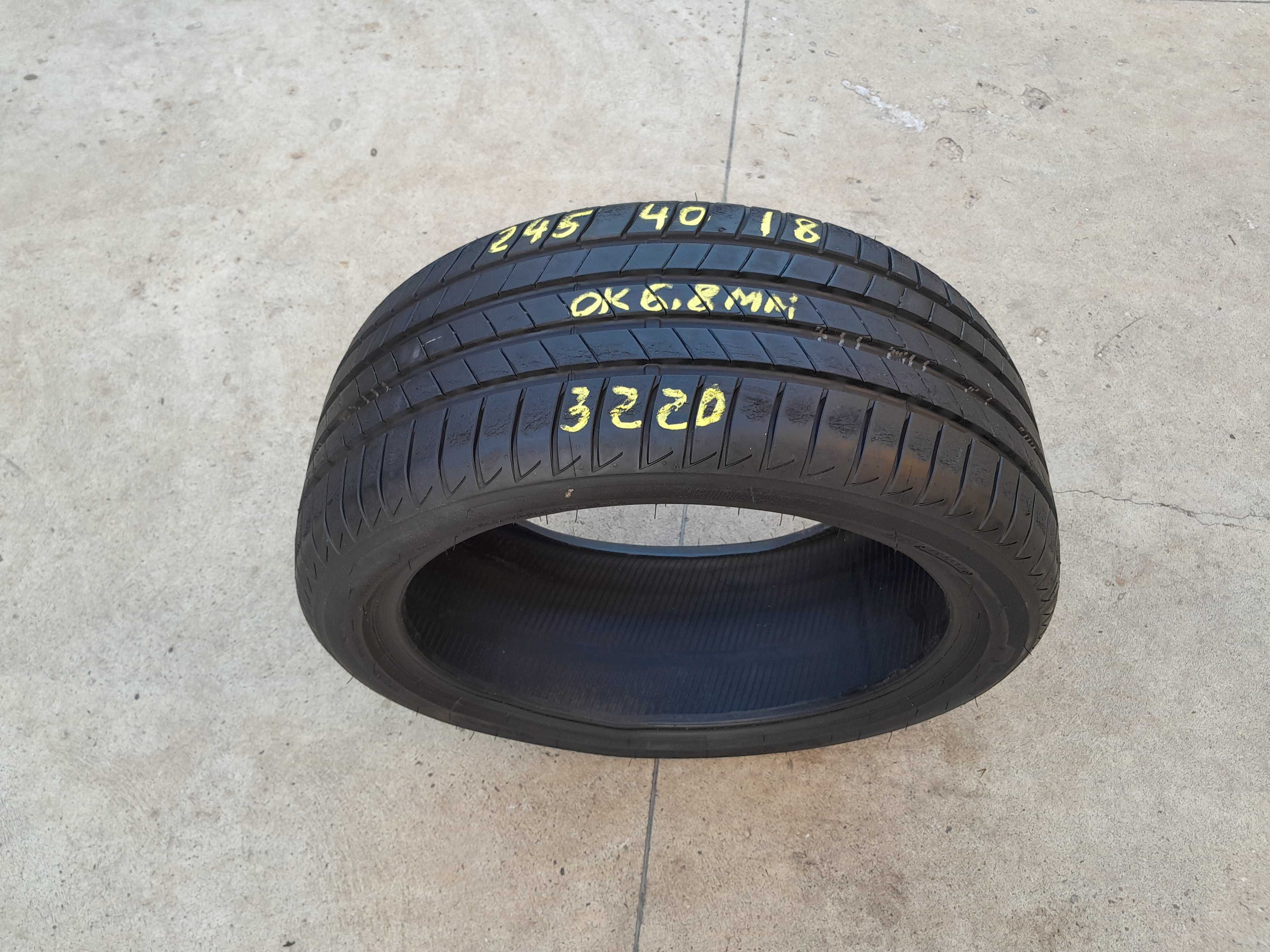 O anvelopa vara 245 40 18 bridgestone turanza T005 cu 6,8 mm 3220